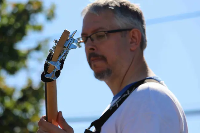 Charlie Pittman playing bass